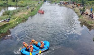 Takengon Rafting Festival 2018 di Sungai Peusangan, Lukup Badak, Takengon. Kegiatan arung jeram tersebut masuk dalam agenda Gayo Alas Mountain International Festival (GAMIFest) 2018. (Foto/Gito Rolis)