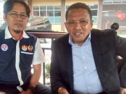 Ketua DPRD Ambon, Edwin Ardian Khuwae, tampak akrab dengan Ketua Pengprov Percasi Aceh, Aldin NL, dalam bincang-bincang Kamis pagi tadi (11/10/2018). (Foto/ria)