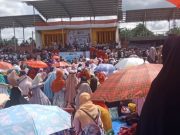 Ribuan jamaah di Nagan Raya antusias mengikuti tausiah dan tabligh Ustadz Abdul Somad yang dilaksanakan di Lapangan Garuda Simpang Peut, Senin (26/11/2018).(Foto/Muji Burrahman)
