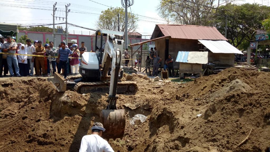 Lahan Dijual Pemilik Bongkar Kuburan Massal Korban Tsunami