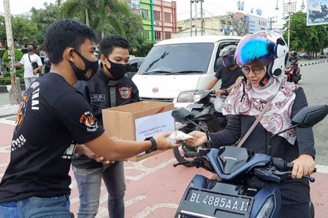 komunitas_honda_bagi_masker