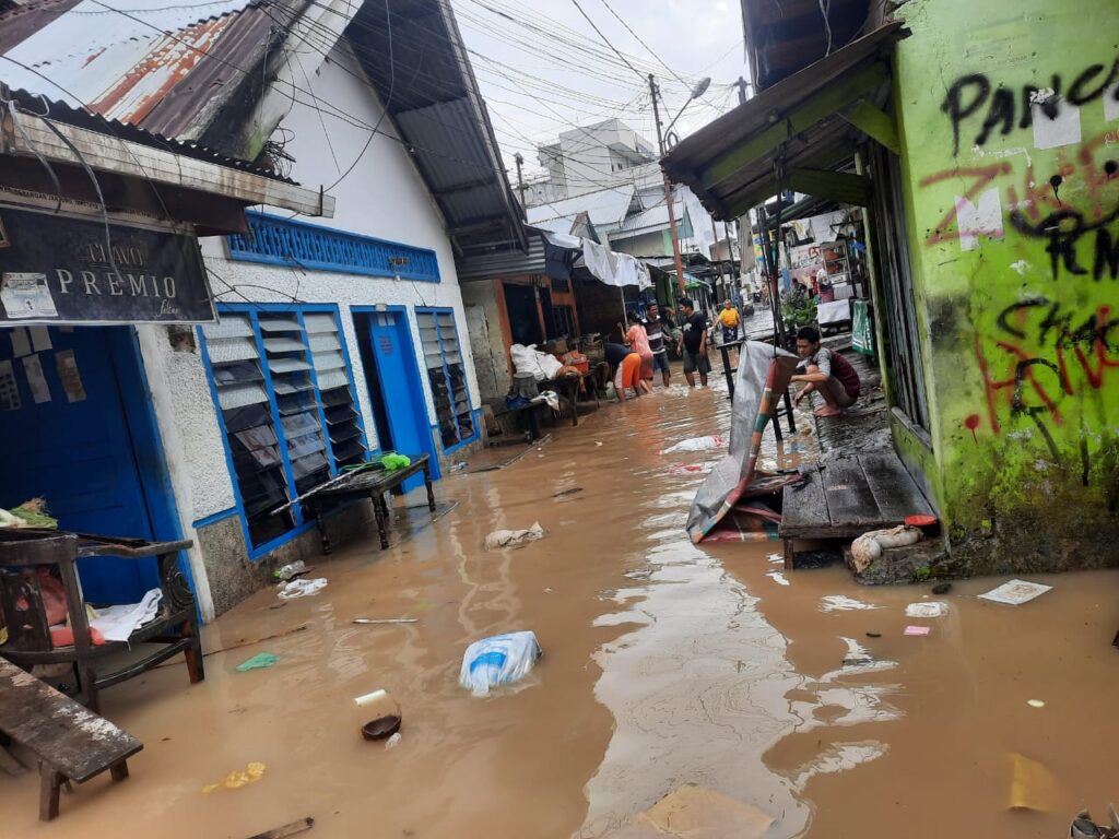 BPBD: 9.428 Jiwa Di Kota Medan Terdampak Banjir | Waspada Aceh